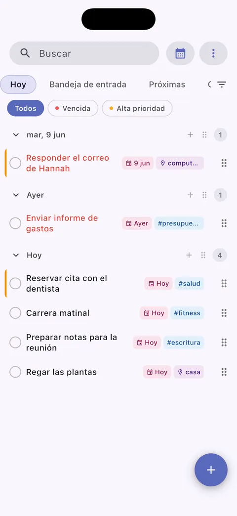 Interfaz principal de la app de gestión de tareas de Obsidian TaskForge para iPhone mostrando listas de tareas móviles con organización GTD, fechas de entrega, prioridades y diseño nativo de iOS para gestión de proyectos