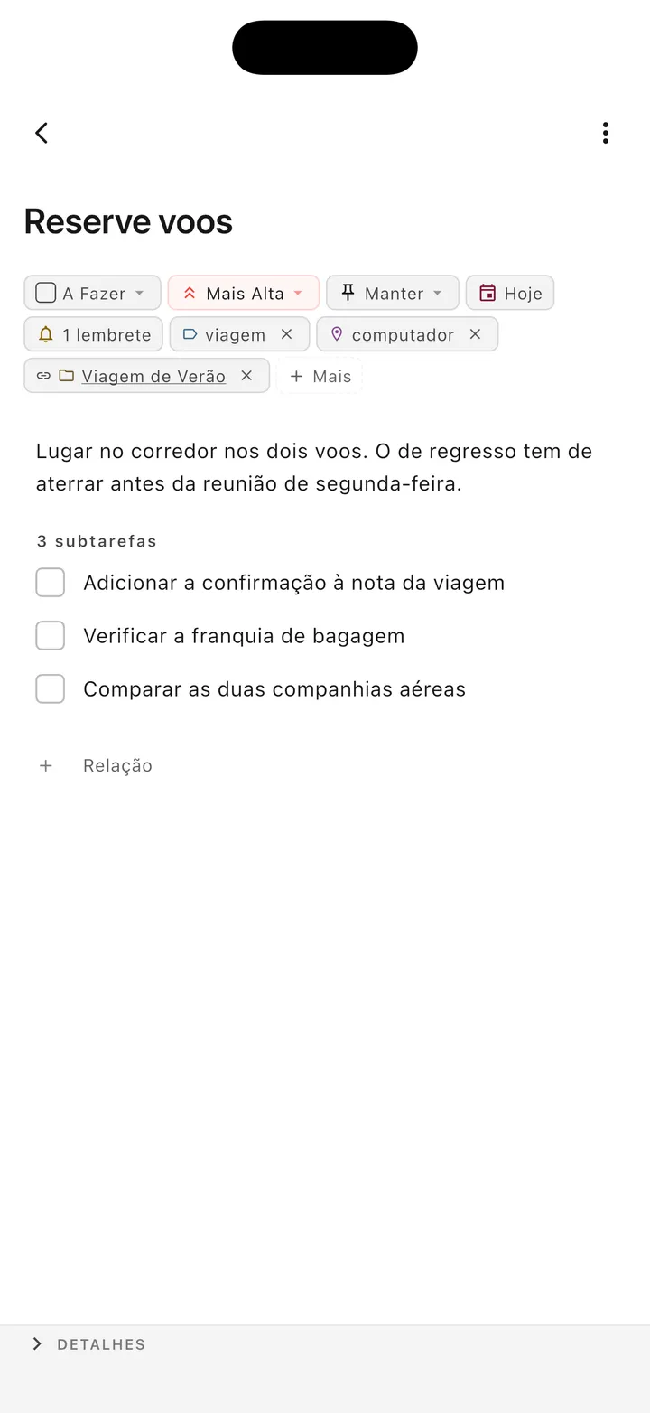 Interface de gerenciamento de tarefas TaskForge iPhone mostrando edição avançada de tarefas com suporte a markdown e controles nativos iOS